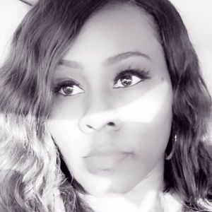 Meet your posher, Nikki